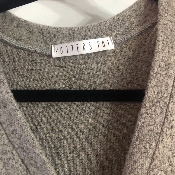 Button down Sweater - Picture 2 of 2